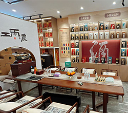 3年開(kāi)2店！浙江毛總用雅大設(shè)備+短視頻，將酒賣(mài)爆全國(guó)!